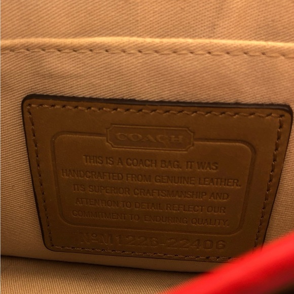 Women’s Coach Archive Tan And Neon Crossbody bag. (Strapless) - Picture 5 of 8
